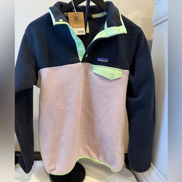NWT Patagonia Lightweight Synchilla Snap Fleece Pullover Women's XS Echo Purple